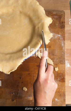 Blind backen UK vorbereiten einen Gebäck Fall Stockfoto