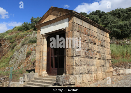 Der Roman Temple (Templo Romano) in Alcantara in der Provinz Extremadura in Spanien. Stockfoto