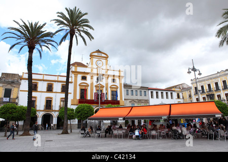 Die Plaza de Espana in Merida, in der Region Extremadura in Spanien. Stockfoto