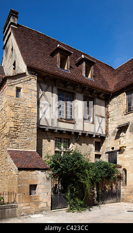 Mittelalterliches Haus in der Reparatur Sarlat la Caneda Dordogne Frankreich Stockfoto