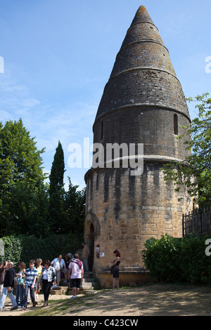 Lanterne des Morts Laterne der Toten 12. Jahrhundert Sarlat la Caneda Dordogne in Frankreich Stockfoto