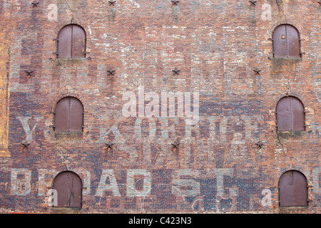 Altes Lagerhaus in Dumbo, Brooklyn, New York City Stockfoto