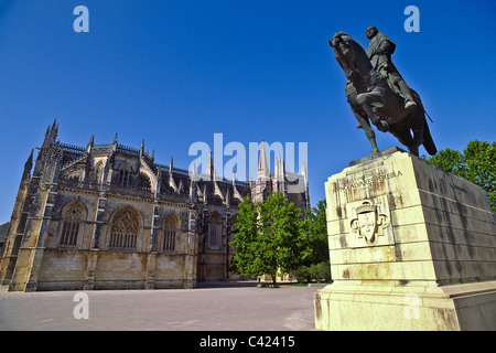 Reiterstatue von Nuno Alvares Pereira, Kloster Batalha, UNESCO-Weltkulturerbe, Batalha, Portugal Stockfoto