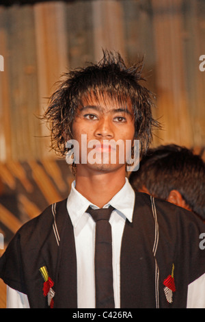 Wanchos Stämme Durchführung Tanz im Namdapha Öko-Kultur-Festival, Miao, Arunachal Pradesh, Indien Stockfoto