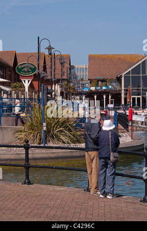 Gewerbegebiet Sovereign Harbour Marina Eastbourne East Sussex England Stockfoto