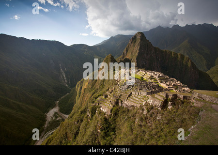 Peru, Inka-Stätte des 15. Jahrhunderts gelegen 2.430 Meter (7.970 ft) über dem Meeresspiegel. Stockfoto