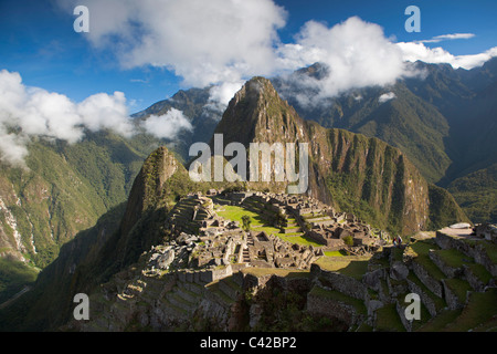 Peru, Inka-Stätte des 15. Jahrhunderts gelegen 2.430 Meter (7.970 ft) über dem Meeresspiegel. Stockfoto