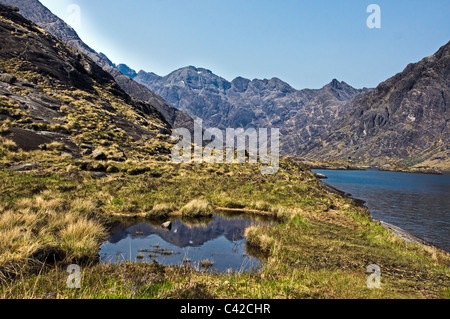 Die Cuillin Hills in Skye Schottland angesehen vom Ufer von Loch Coruisk Stockfoto