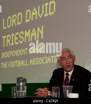 Herr David Triesman Gastredner beim Football Supporters Federation Parlament treffen in The Emirates Stadium Stockfoto