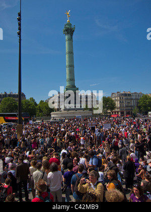 Paris, Frankreich, Übersicht, riesige Menschenmassen aus der Luft der Franzosen, demonstrieren zur Unterstützung der spanischen Indignants 'Democracia Real Ya!' Partizipative Demokratie Stockfoto