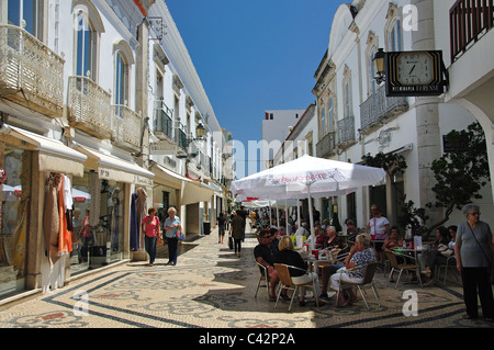 Strassencafé, Rua de Santo Antonio, Old Town, Faro, Region Distrikt Faro, Algarve, Portugal Stockfoto