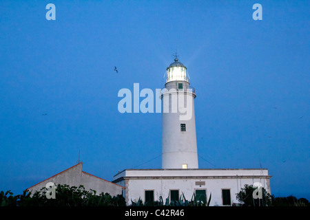 Kap Barbaria Leuchtturm Sonnenuntergang Beleuchtung Mittelmeer Formentera Insel Stockfoto