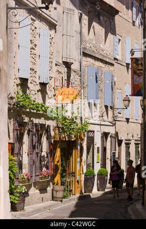 Straße in Saint-Rémy-de-Provence, Frankreich. Stockfoto