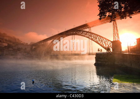 Douro und Ribeira Halbin, Porto (UNESCO Weltkulturerbe), Portugal Stockfoto