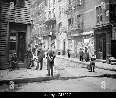 Pell Street und Doyers Street, Chinatown, New York City um 1900 Stockfoto