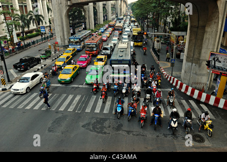 Festgefahrene Verkehr in Bangkok, Thailand Stockfoto