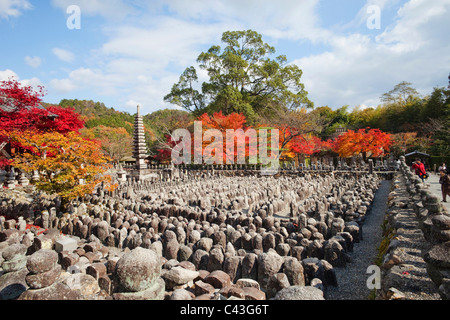 Asien, Japan, Honshu, Kyoto, Arashiyama, Adashino Nembutsu-Ji-Tempel, Nembutsu-Ji, Tempel, Tempel, Jahreszeiten, Herbst, Herbst, Herbst Stockfoto