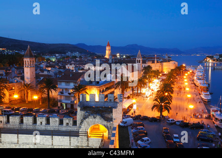 Trogir Nacht Skyline - Kroatien Stockfoto