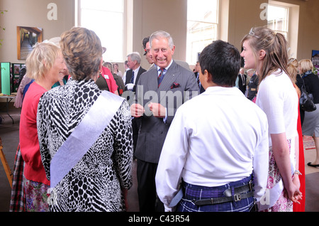 Offizielle Eröffnung des renovierten Rathauses Greenlaw in den Scottish Borders, HRH Prinz Charles, Duke of Rothesay. Stockfoto