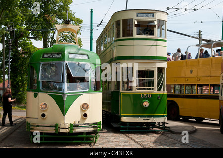 Open Top Bus Doppeldecker Straßenbahn einzelne Decker Straßenbahn auf der East Anglian Verkehrsmuseum UK Vintage transport Stockfoto