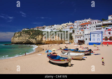 Blick auf das Strandresort, Praia de Carvoeiro, Carvoeiro, Algarve Region, Portugal Stockfoto