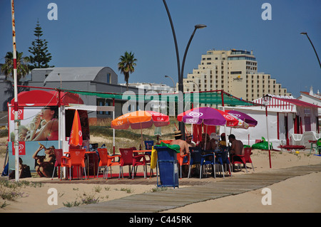 Strandcafé, Monte Gordo, Vila Real de Santo António Gemeinde, Region Distrikt Faro, Algarve, Portugal Stockfoto