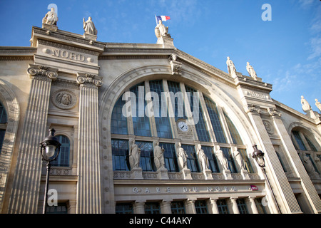 Fassade des Gare du Nord, Paris, Frankreich Stockfoto