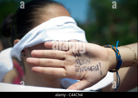 Protest gegen Tabakwerbung gezielt an Jugendliche, am Union Square in New York. Stockfoto