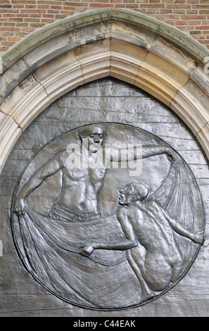 Utrecht, Niederlande. Domkerk / Domkirche / St. Martin's Cathedral. Bronzene Haupttüren Stockfoto