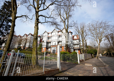 Holly Lodge Estate, Makepeace Villen, gated Community Wohnblocks, Highgate, London, N6, England, UK Stockfoto