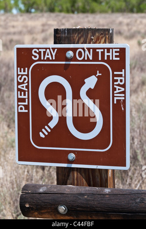 "Bitte bleiben Sie auf der Spur" zu unterzeichnen, Sand Creek Massacre National Historic Site, Eads, Colorado. Stockfoto