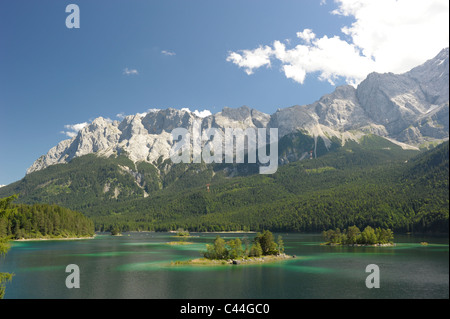 Eibsee See in der Nähe Stadt Garmisch am Berg Zugspitze in Bayern, Deutschland Stockfoto