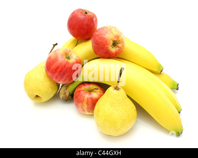 Gelbe Bananen Äpfel und Birnen ein Stillleben auf weißem Hintergrund Stockfoto