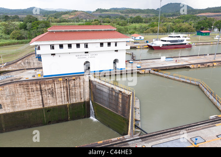 Miraflores Schleusen, Panamakanal, Panama Stockfoto