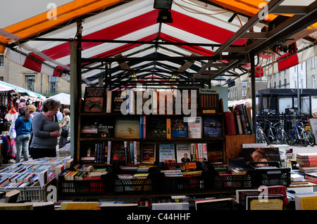 Gebrauchtes Buch Stall auf Cambridge Market, Cambridgeshire, England, UK Stockfoto