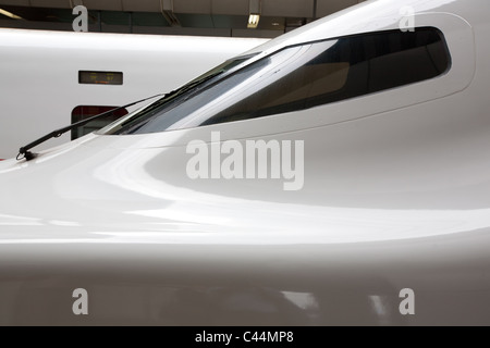 Japanischen Shinkansen-Züge im Bahnhof Tokio, Tokio, Japan, 2011. Stockfoto