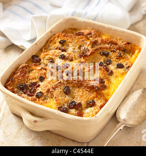 Bread And Butter Pudding im Backblech, close-up Stockfoto