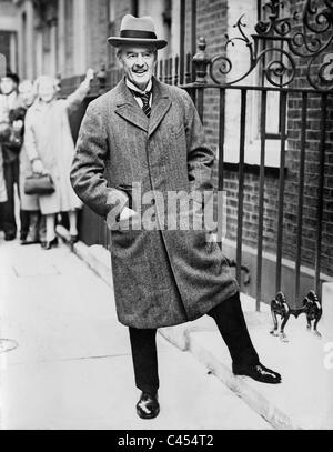 Arthur Neville Chamberlain vor Downing Street Nr. 10, 1938 Stockfoto