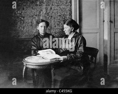 Louise Ebert und Hedwig Bauer, 1919 Stockfoto