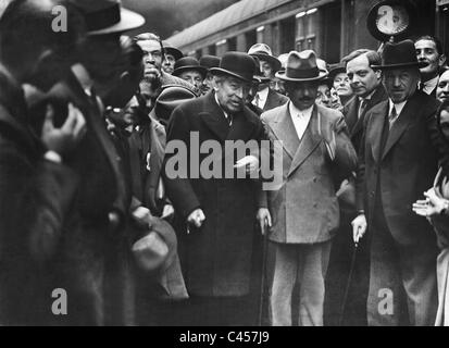 Ankunft von Pierre Laval und Aristide Briand in ihren Zustand Besuch in Berlin, 1931 Stockfoto