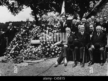 Beerdigung von Aristide Briand in Cocherel mit Frank B. Kellogg und Rene Renoult, 1931 Stockfoto