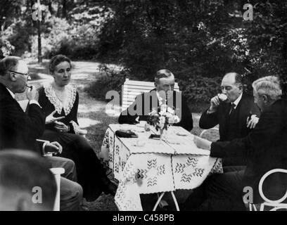 Arthur Henderson, Horace Rumold, Julius Curtius und Bernhard Wilhelm von Buelow, 1931 Stockfoto