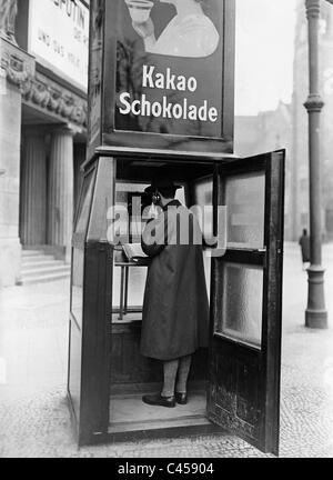 Telefonzelle in Berlin, 1935 Stockfoto