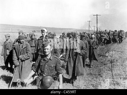 Sowjetische Kriegsgefangene an der Ostfront 1942 Stockfoto