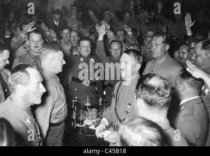 Hitler mit "alten Kämpfer", 1938 Stockfoto