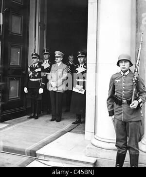 Dietrich, Hitler, Himmler und Wolff auf den 50. Geburtstag von Hitler Stockfoto