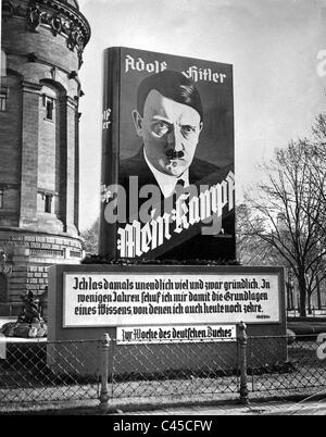 Werbeplakat für Adolf Hitlers Buch "Mein Kampf" Stockfoto