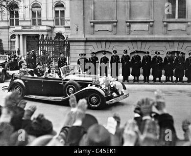 Adolf Hitler auf dem Weg zum Reichstag, 1938 Stockfoto