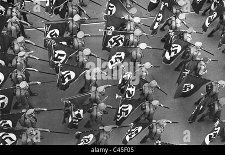 Hakenkreuzfahnen auf dem Reichsparteitag, 1935 Stockfoto