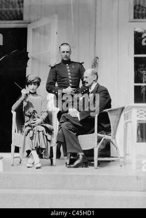 König Haakon VII mit seiner Familie, 1928 Stockfoto